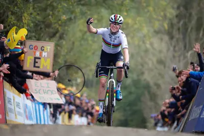 Fem van Empel vince il Koppenbergcross ©Team Visma Lease a Bike Women