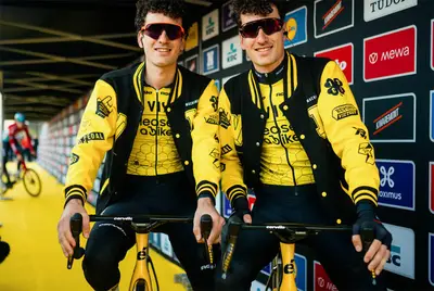 I gemelli Van Dijke © Visma-Lease a Bike