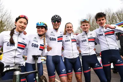 Oro alla Gran Bretagna nella mixed relay ©British Cycling