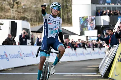Santiago Buitrago trionfa in solitaria sul Mont Brouilly ©Paris-Nice