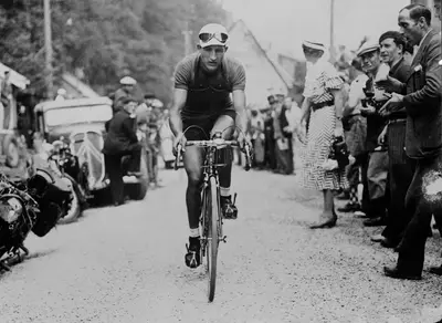 La vita e le imprese, sportive e non, di una leggenda del nostro paese verranno raccontate in una pellicola autobiografica © Beeld Photo News
