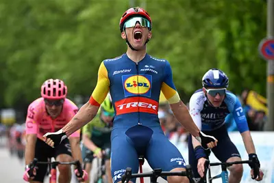Thibau Nys vince la terza tappa del Giro di Svizzera © Lidl-Trek - GettySport