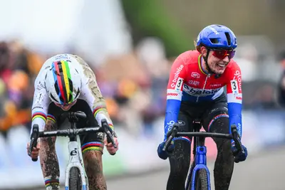 Fem van Empel e Lucinda Brand in volata al GP Sven Nys: il testa a testa potrebbe ripetersi ai Mondiali © Team Visma Lease a Bike Women