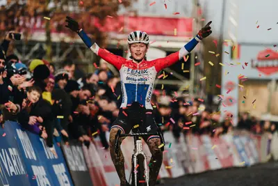 Prima vittoria stagionale per Puck Pieterse ©UCI Cyclocross