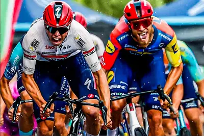 Paul Magnier batte Edoardo Zambanini e Jonathan Milan al Giro 2026, a Pieve di Soligo ©sprintcycling