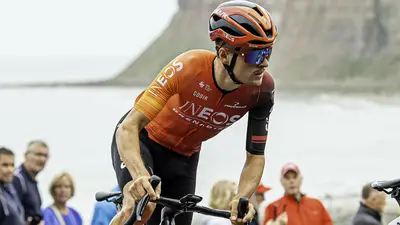 Thomas Pidcock sulle strade del Tour of Britain 2024 © Twitter INEOS Grenadiers