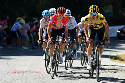 Primoz Roglic e Remco Evenepoel guidano il gruppo dei migliori alla Vuelta 2022 © Getty Images