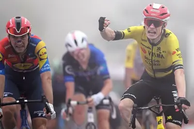 Giulio Ciccone battuto da Jonas Vingegaard della seconda tappa della Vuelta a España 2025©Eurosport