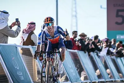 Simon Yates nel 2025 alla Visma © AlUla Tour