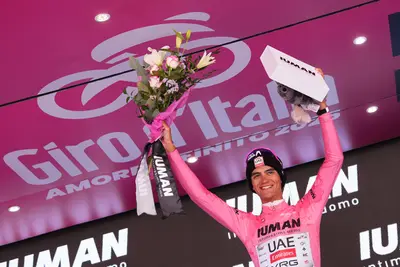 Isaac Del Toro ancora in maglia rosa ©Giro d'Italia