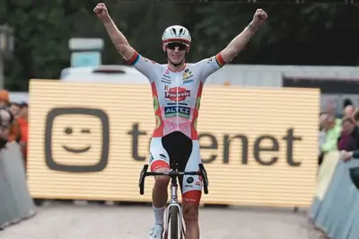 Michael Vanthourenhout vince a Overijse ©Telenet Superprestige