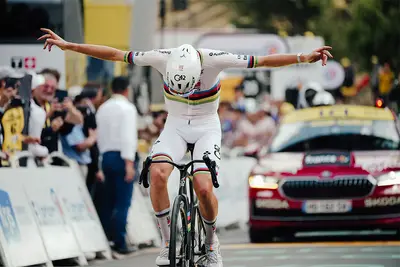 Tadej Pogacar domina a Gavarnie-Gèdre © Tour de France