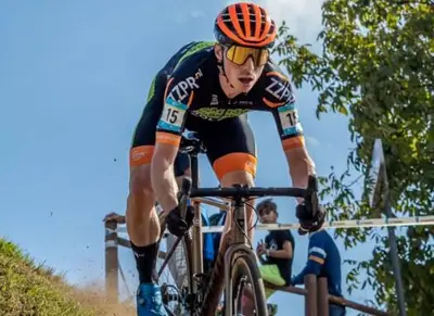 14 ottobre 2023: in Spagna, Jens Dekker conquista la sua ultima vittoria in carriera nel ciclocross © Jens Dekker (Instagram)