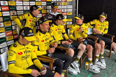 La Visma vince la cronosquadre della Paris-Nice ©Team Visma Lease a Bike
