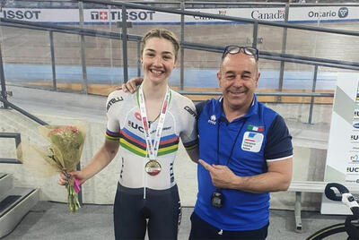 Martina Fidanza con il ct Marco Villa © Federciclismo