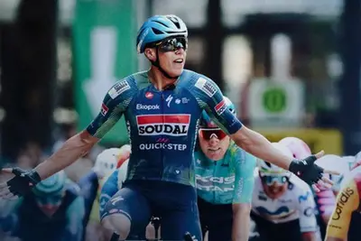 Paul Magnier vince la ADAC Cyclassics ©Soudal-Quick Step