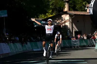 Isaac Del Toro vince il Giro dell'Emilia 2025 © CyclingNews / Getty Images