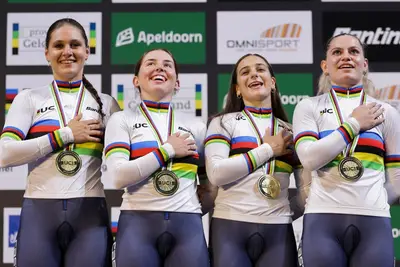 L'Italia oro nella velocità a squadre femminile ai Mondiali su pista juniores 2025 con Siria Trevisan, Matilde Cenci, Agata Campana e Rebecca Fiscarelli ©UCI via X
