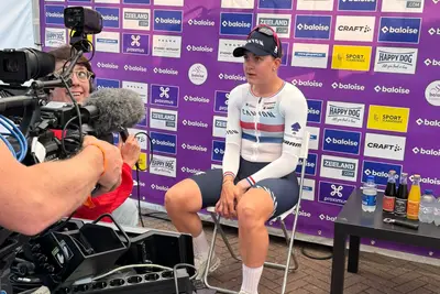 Zoe Bäckstedt vince il prologo del Baloise Ladies Tour ©Canyon//SRAM zondacrypto