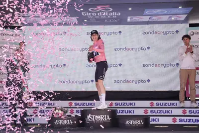 Marlen Reusser torna in maglia rosa ©Giro d'Italia Women-LaPresse