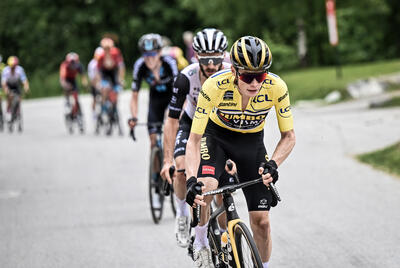 Il momento in cui Jonas Vingegaard scatta facendo il vuoto © ASO