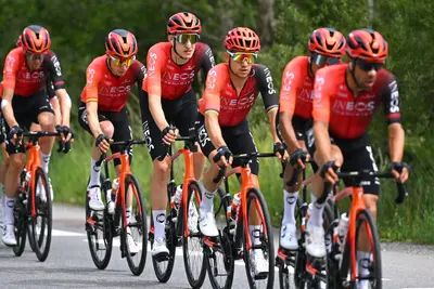 La INEOS Grenadiers durante l'ultimo Tour de France © INEOS Grenadiers via X