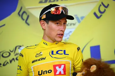 Torstein Træen in maglia gialla al termine della quarta tappa del Tour de France 2026 © E. Garnier/L'Équipe via X