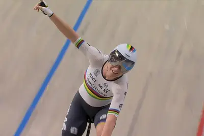 Lotte Kopecky dopo il successo nell'Eliminazione ad Apeldoorn 2024