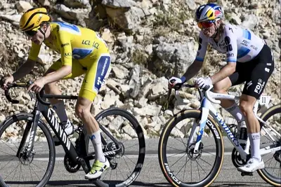 Reusser e Vollering sul Mont Ventoux ©Movistar Team/Sprint Cycling