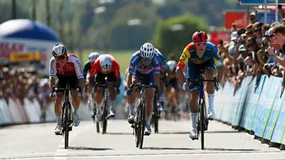 Jonathan Milan, qui sulle strade del Renewi Tour 2024 © Twitter Lidl-Trek