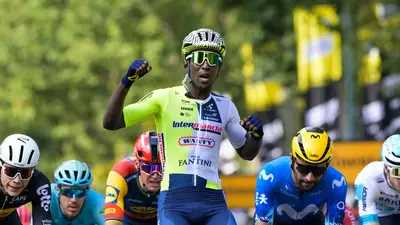 Biniam Girmay ha vinto la terza tappa della Grand Boucle a Torino © Twitter Tour de France