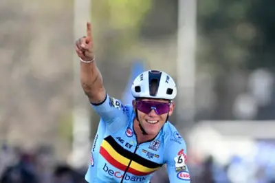 Thibau Nys campione d'Europa ©Belgian Cycling