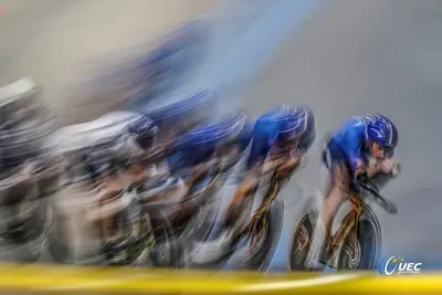 Il quartetto azzurro femminile in azione ad Apeldoorn 2024 © UEC Cycling