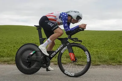 Brandon McNulty vince la prova contro il tempo nella terza frazione del Giro di Romandia 2024 ©Sprint Cycling