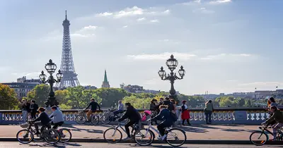 Mobilità sostenibile in Francia © shutterstock