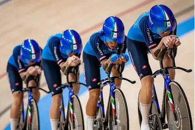 Il quartetto femminile con Martina Alzini, Martina Fidanza, Elisa Balsamo e Vittoria Guazzini ai mondiali di Shanghai 2026 ©swpix_cycling