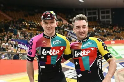 Elia Viviani e Jasper de Buyst alla Sei Giorni di Gand 2025 ©Marc Van Hecke