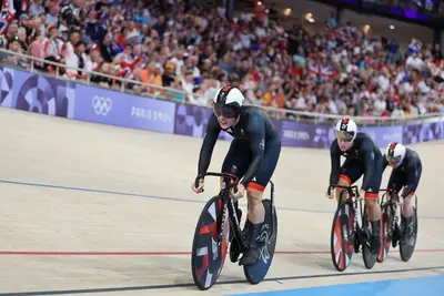 Gran Bretagna oro nella velocità a squadre ©UCI Track Cycling