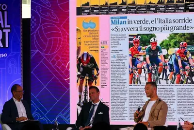 Jonathan Milan con Alessandro Petacchi e Davide Cassani al Festival dello Sport di Trento ©Mauro flyvbg via IG