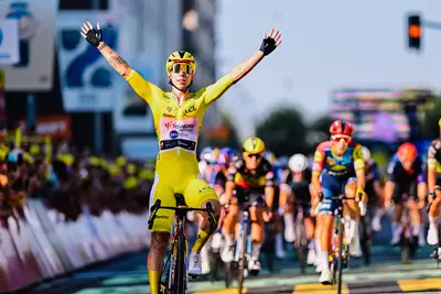 Lorena Wiebes vince a Ginevra ©Tour de France