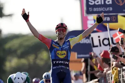 Giro d'Italia 2026, Jonathan Milan vince la 21a tappa a Roma ©LaPresse