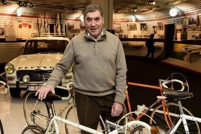 Eddy Merckx è rimasto vittima di una caduta in Belgio © Panoramic