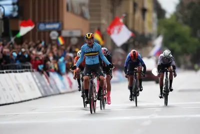 Secondo titolo mondiale consecutivo per Lotte Kopecky ©UCI Cycling