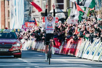 Tadej Pogacar vince la Liegi-Bastogne-Liegi 2024 © A.S.O./Gaëtan Flamme