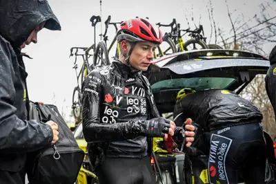 Jonas Vingegaard durante la neutralizzazione ©Team Visma Lease a Bike
