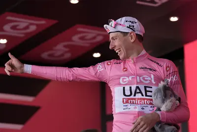 Tadej Pogacar in maglia rosa © Giro d'Italia