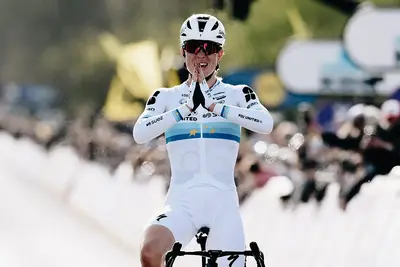 Demi Vollering vince la Ronde van Vlaanderen ©FDJ-SUEZ