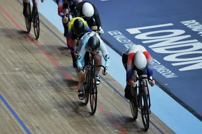 Alina Lysenko affianca Emma Finucane nella finale del keirin del 4° round della Track Champions League 2024 ©British Cycling
