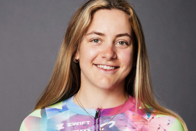 Zoe Bäckstedt con la nuova maglia ©Canyon SRAM