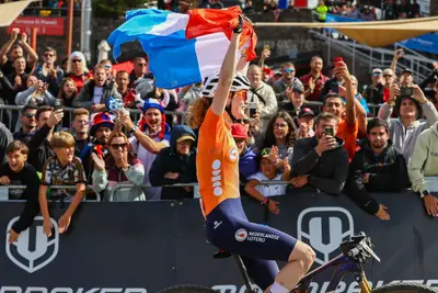 Puck Pieterse vince il mondiale XCO ©UCI MTB